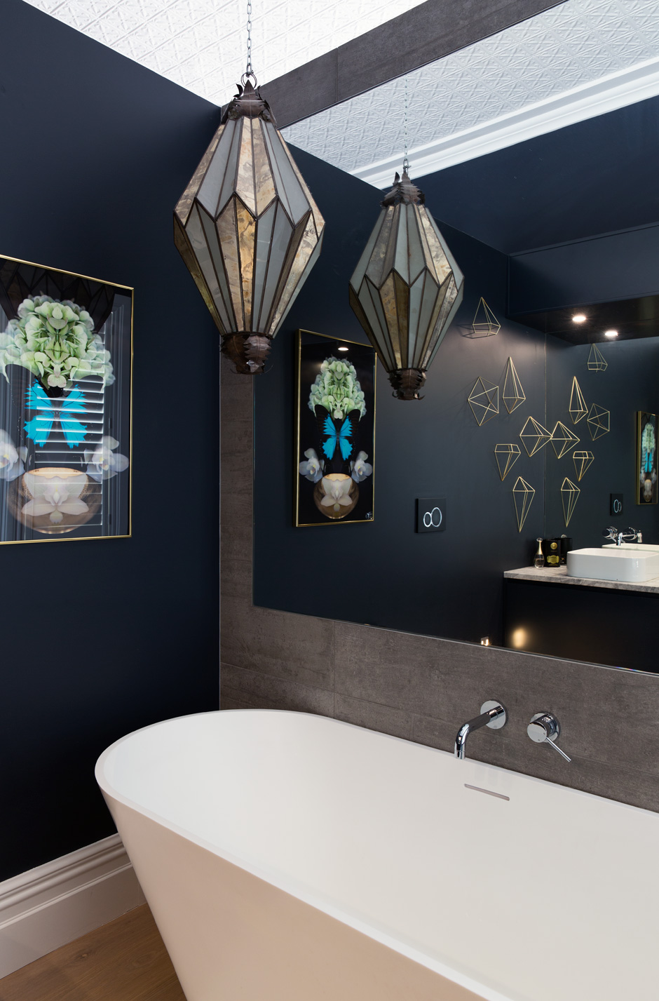 Badkamer en suite van Nikki and Matt Willis