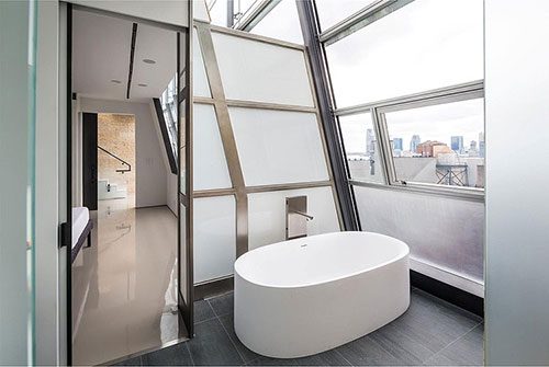 Badkamer ontwerp met apart toilet