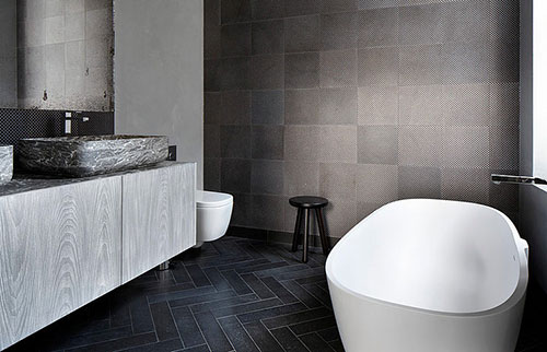 Badkamer ontwerp met bruintinten