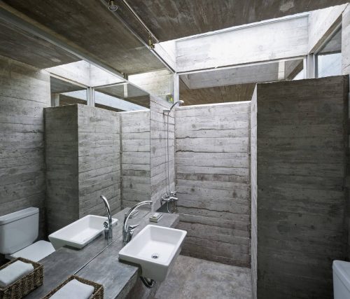 Badkamer ontwerp volledig van beton