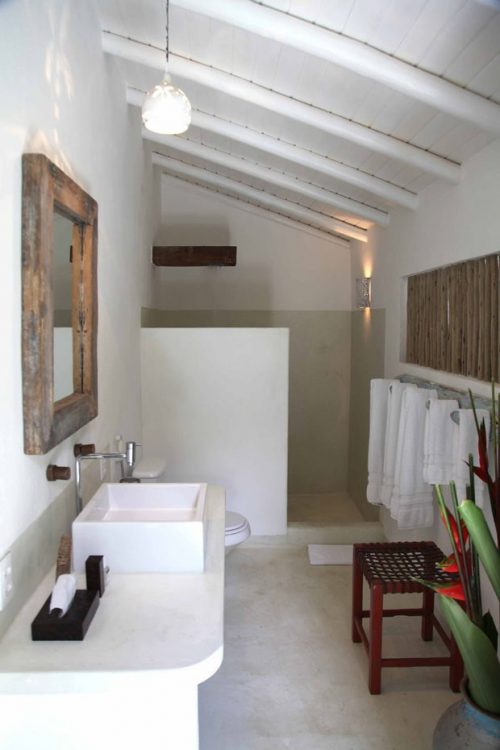 Badkamer met tropisch vakantiegevoel