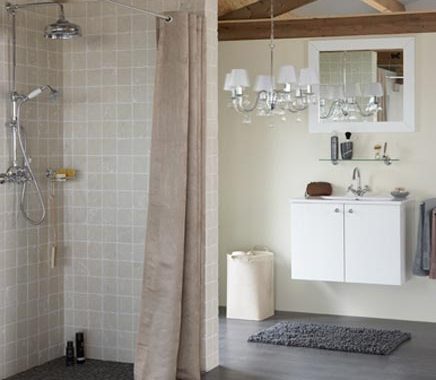 Aanbod Per Uitstekend Nieuwe klassieke badkamer van Praxis - Badkamers voorbeelden
