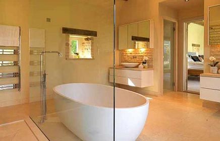 Badkamers voorbeelden met vrijstaand bad