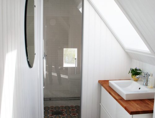 Praktisch ingerichte stijlvolle badkamer