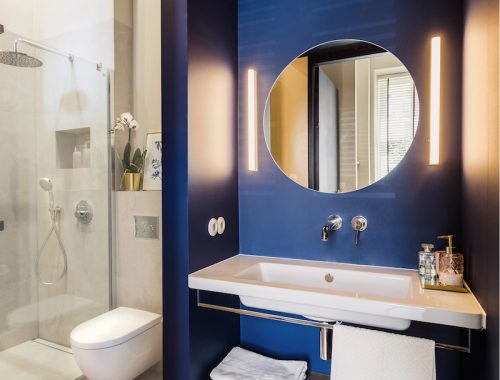 Elegante badkamer van architect Monika