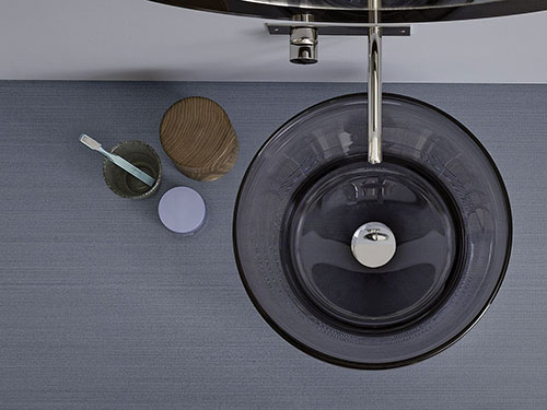 Glazen waskommen badkamer