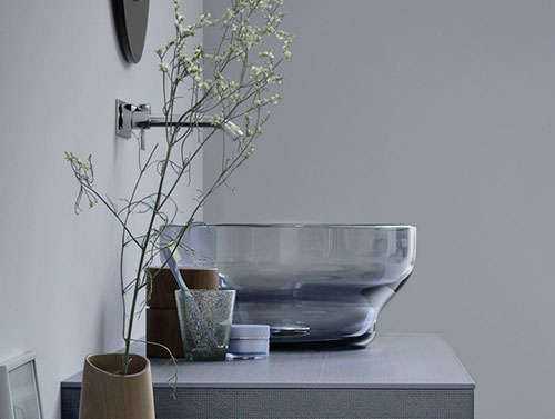 Glazen waskommen badkamer