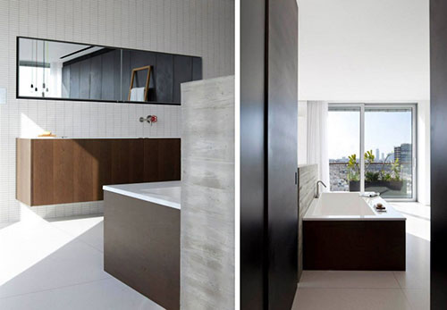 Grote designbadkamer van penthouse