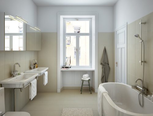 Karakteristieke klassieke badkamer met moderne items