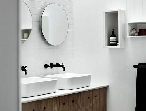 Klassiek en modern in badkamer ontwerp