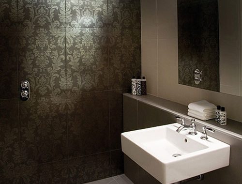 Kleine badkamer met Aziatisch tintje