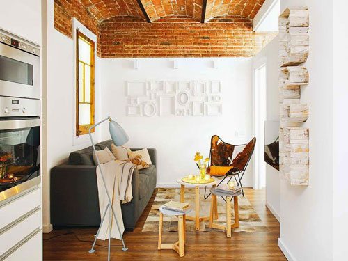 Kleine praktisch ingerichte badkamer uit Barcelona