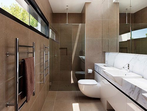 Langwerpige open badkamer uit Melbourne