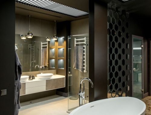Luxe badkamer van bekende voetballer