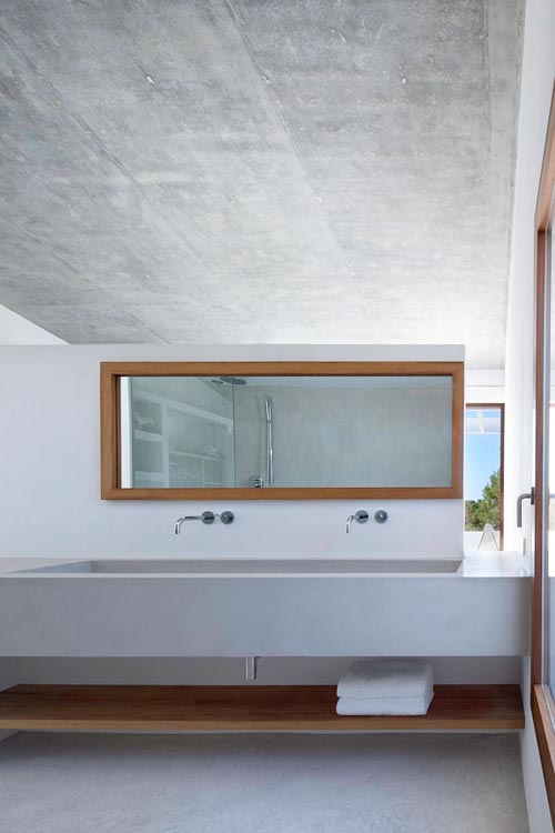 Moderne badkamer in villa Formentera