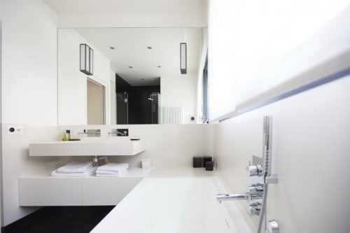 Moderne badkamer door interieurontwerper Camille Hermand