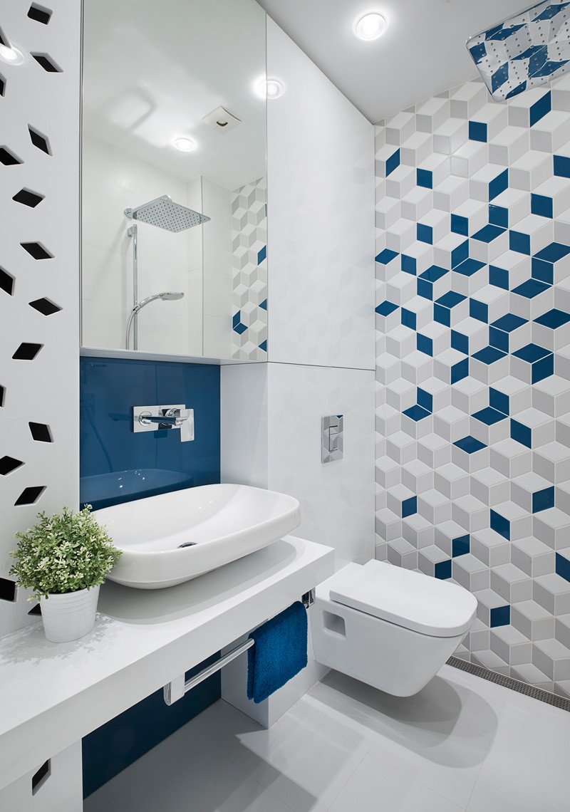 Moderne badkamer met geometrische patronen uit Bulgarije