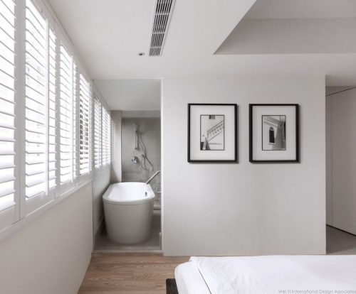 moderne-badkamer-met-uitzicht-op-slaapkamer-via-glazen-wand (2)