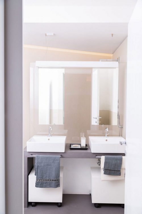 moderne-badkamers-gietvloer-la-casa-studio (2)