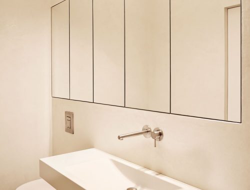 Moderne loft badkamer met Marokkaanse afwerking