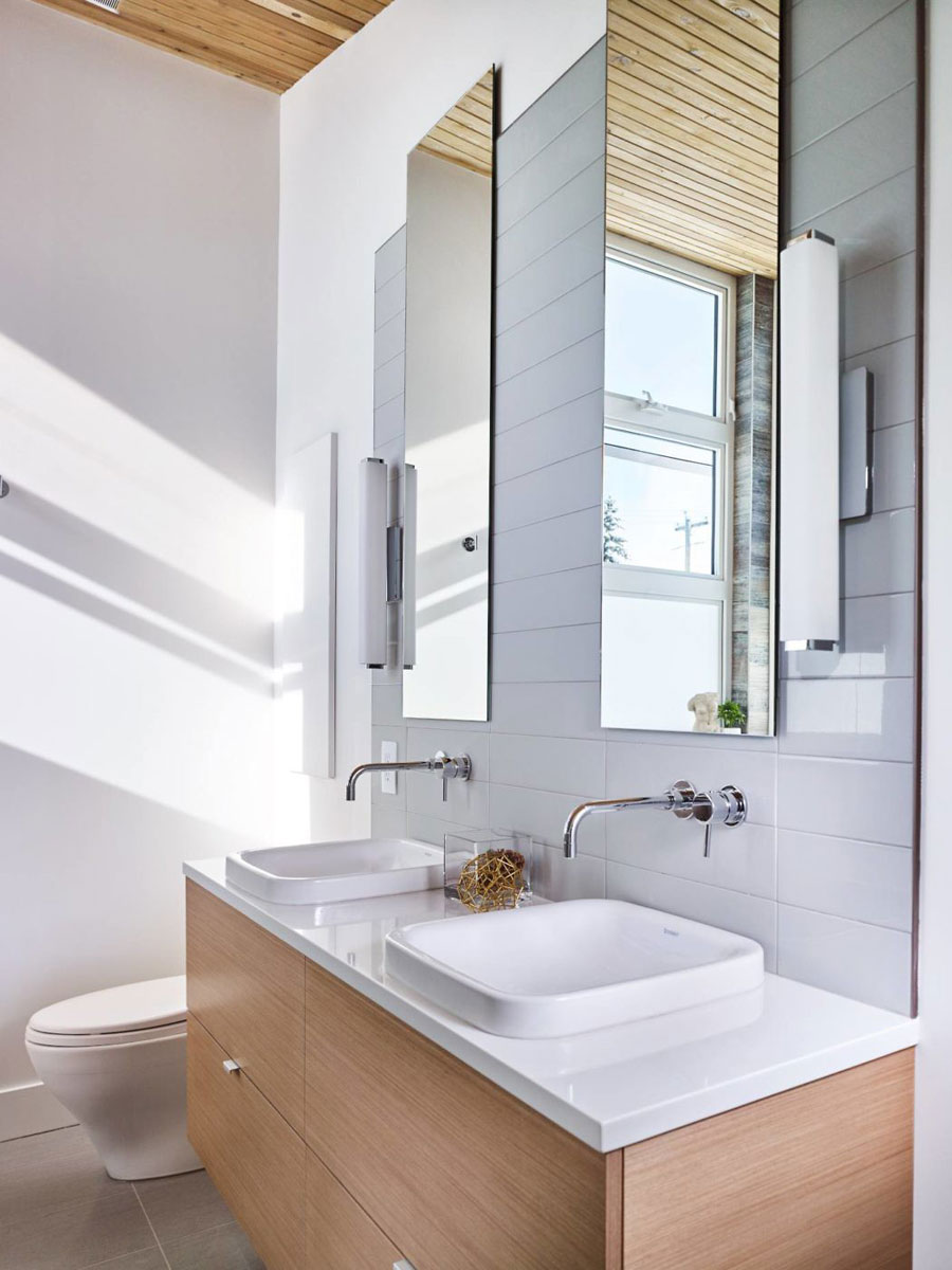 Moderne luxe badkamer met een authentieke sfeer