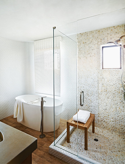 Natuurstenen in inloopdouche