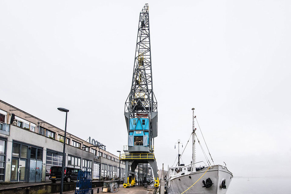 Stijlvolle badkamer van The YAYS Crane appartement