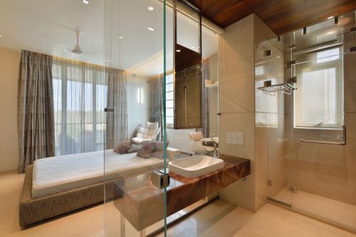 Transparante badkamers van villa in India