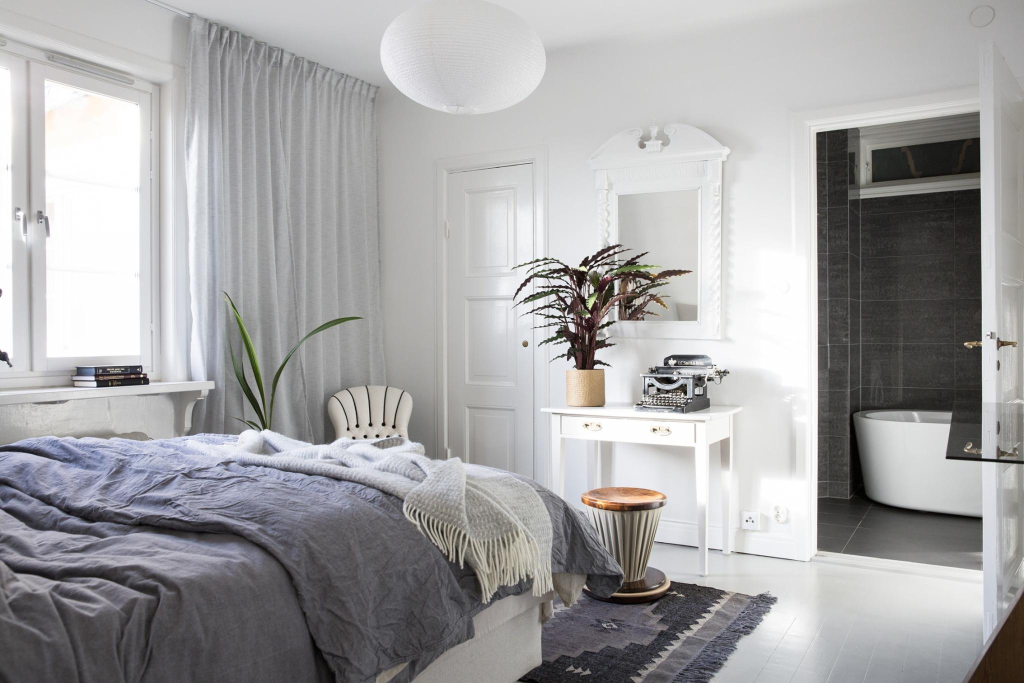 Verrassend ruime badkamer in een klein appartement van 52m2